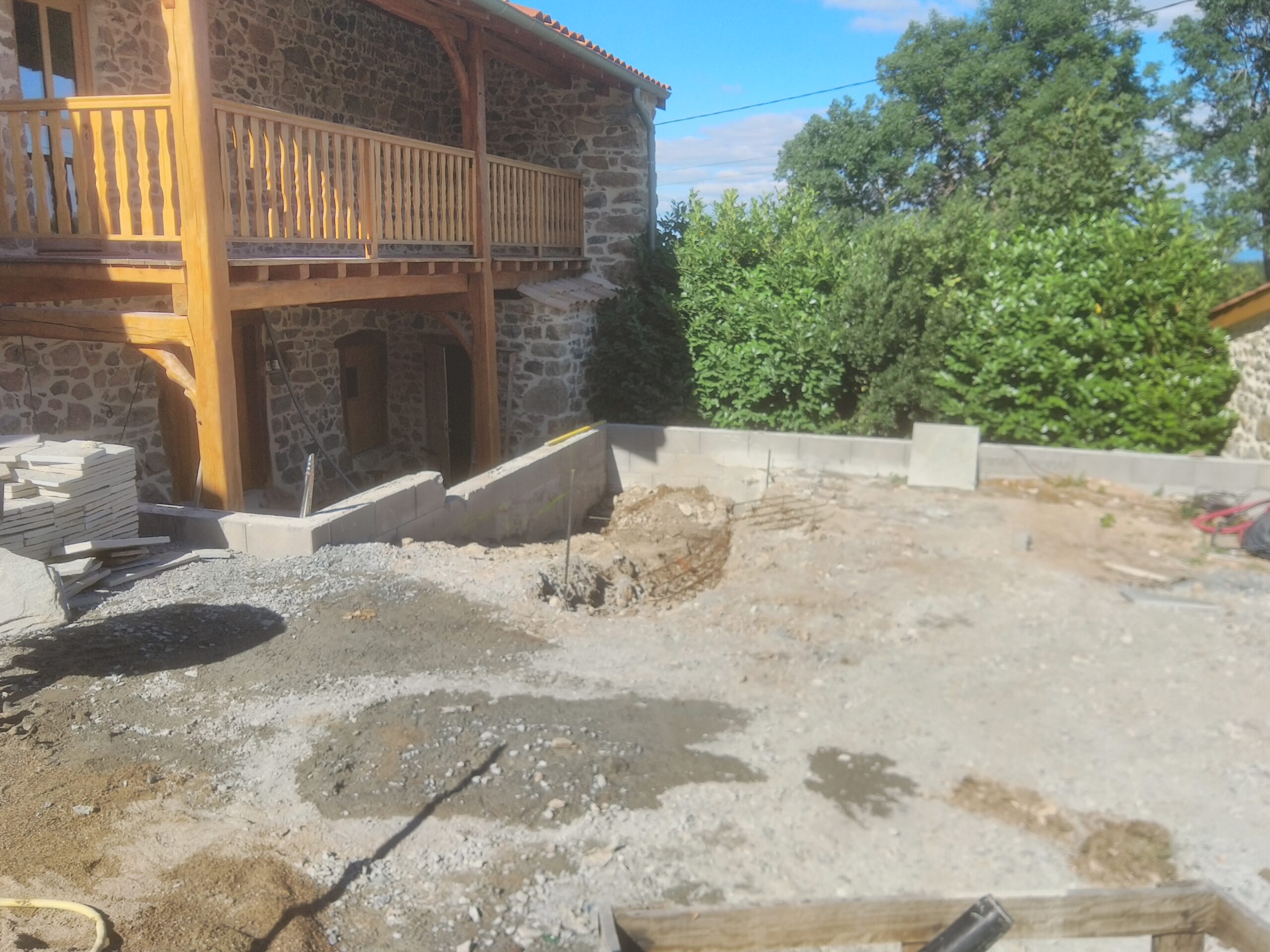 paysagiste roanne - paysagiste loire - entretien exterieur roanne - entretien jardins - architecte paysagiste france - paysagiste renaison