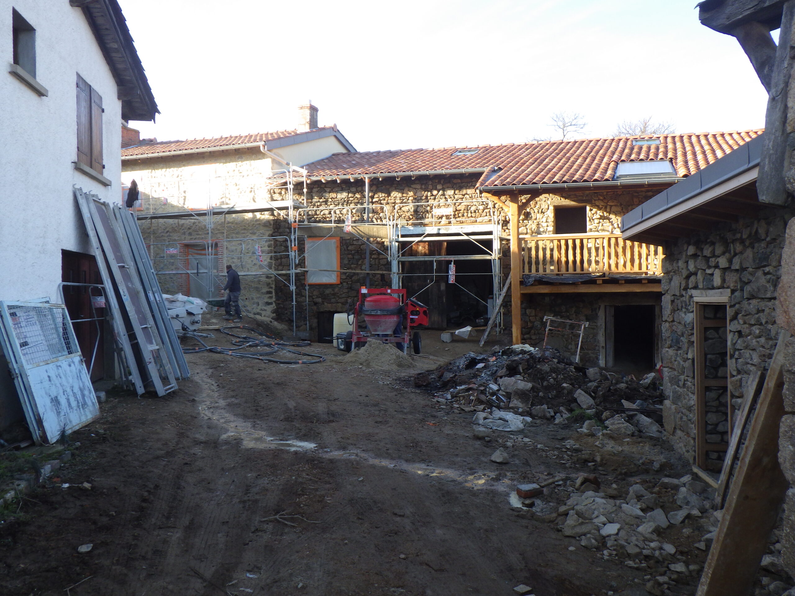 paysagiste roanne - paysagiste loire - entretien exterieur roanne - entretien jardins - architecte paysagiste france - paysagiste renaison