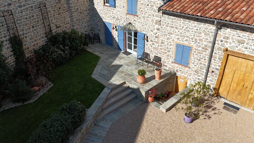 paysagiste roanne - paysagiste loire - entretien exterieur roanne - entretien jardins - architecte paysagiste france - paysagiste renaison