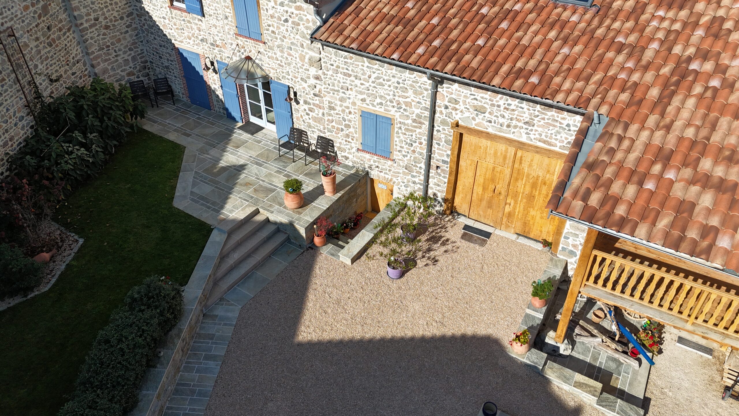 paysagiste roanne - paysagiste loire - entretien exterieur roanne - entretien jardins - architecte paysagiste france - paysagiste renaison