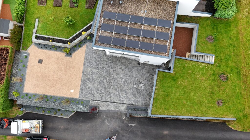 paysagiste roanne - paysagiste loire - entretien exterieur roanne - entretien jardins - architecte paysagiste roanne - paysagiste renaison