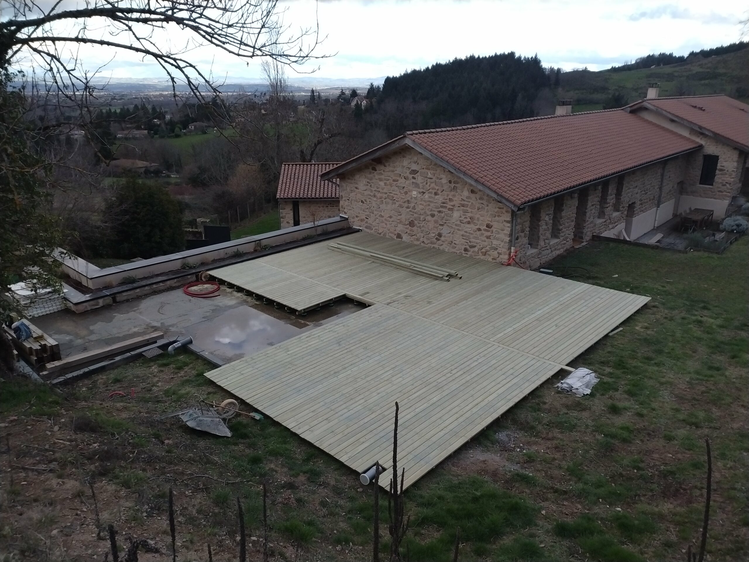 paysagiste roanne - paysagiste loire - entretien exterieur roanne - entretien jardins - architecte paysagiste france - paysagiste renaison